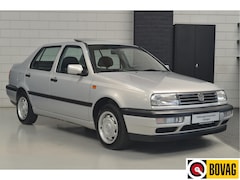 Volkswagen Vento - 1.8 GL // 46.000 km // LEDER // OPEN DAK // COLLECTERS ITEM //