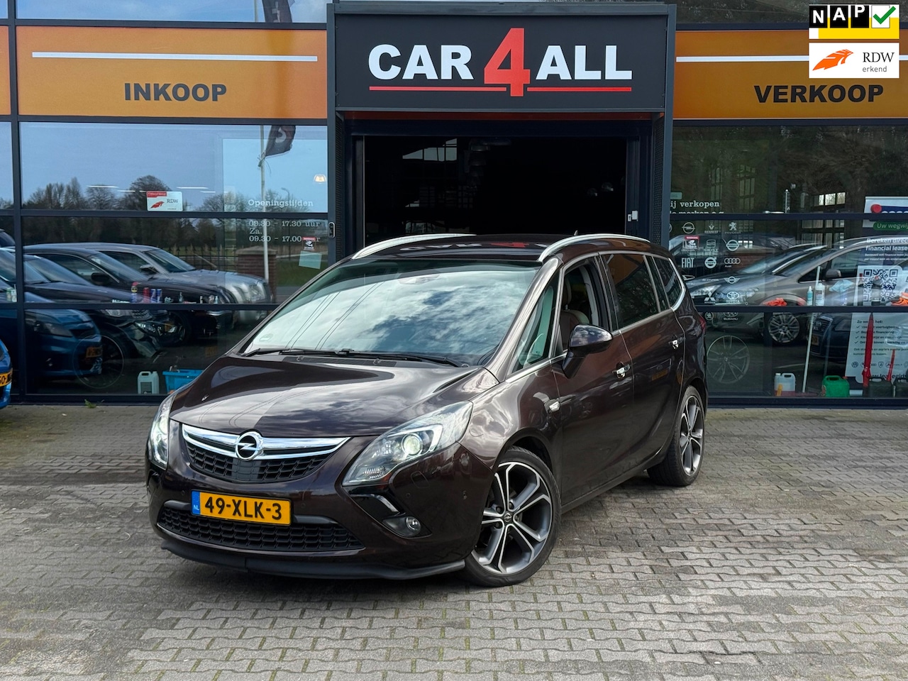 Opel Zafira Tourer - 1.4 Cosmo STOELKOELING/ACC/LEDER/19INCH/NAP - AutoWereld.nl