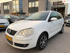 Volkswagen Polo - 1.2 Easyline Airco Lees Omschrijving