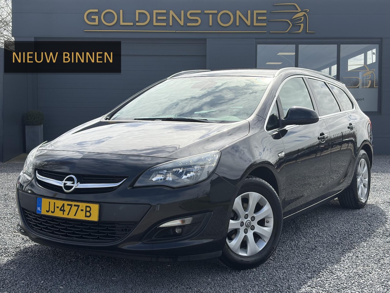 Opel Astra Sports Tourer - 1.4 Turbo Blitz Navi,Trekhaak,120pk,Pdc,6 Bak,Lm velgen,Clima,Cruise,N.A.P,Net beurt gehad - AutoWereld.nl