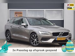Volvo V60 - 2.0 B3 Momentum Business UITKLAPBARE TREKHAAK/LEDEREN BEKLEDING/COMFORT-STOELEN