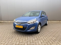 Hyundai i20 - 1.4i i-Motion