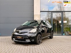 Toyota Aygo - 1.0 VVT-i Aspiration | Airco | Leer | Bluetooth | Kleine beurt