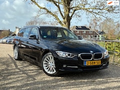 BMW 3-serie Touring - 320d Sport-Edition | Cruise + Clima + Navi Nu € 6.975,