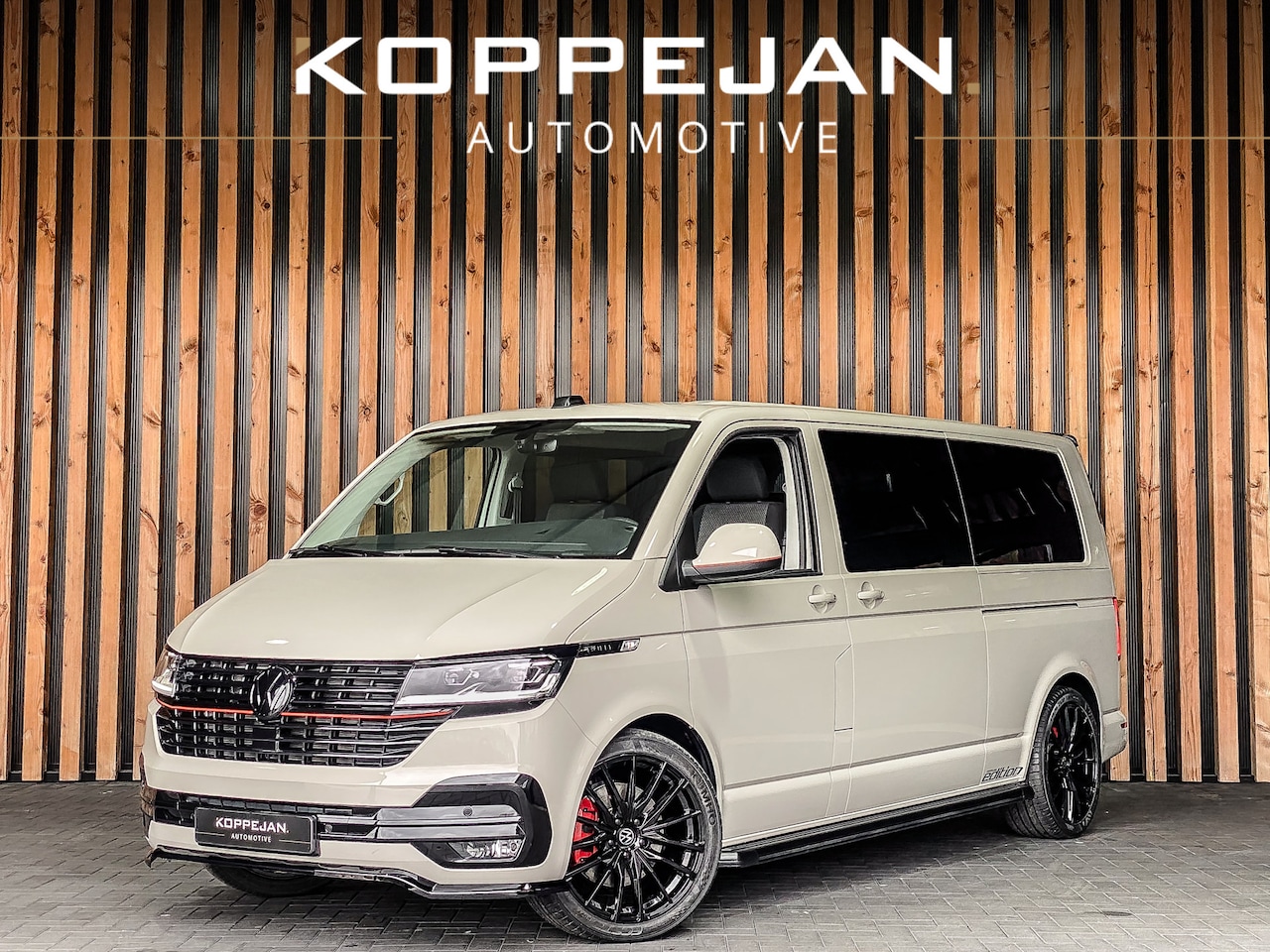 Volkswagen Transporter - 2.0 TDI 204PK DSG Dubbele Cabine L2H1 | BULLI | 2X SCHUIFDEUR | ADAPT. CRUISE | STOELVERWA - AutoWereld.nl