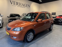 Mazda 2 - 2 1.4 Exclusive Airco NIEUWE APK 2e eigenaar