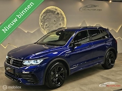 Volkswagen Tiguan - 1.5 TSI R-Line Panorama/Lapiz Blue/Black Style