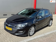 Opel Astra - 1.4 Turbo Business+ STUURVERWARMING | STOELVERWARMING