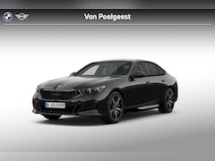 BMW 5-serie - Sedan 520i | M Sportpakket Pro | Innovation Pack | Travel Pack | Comfort Pack | Trekhaak