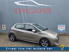 Peugeot 208 - 1.2 VTi Envy NAVI TEL PDC CC LM