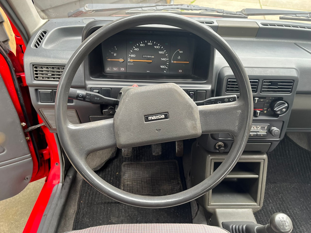Mazda 121 - 1.1 DX