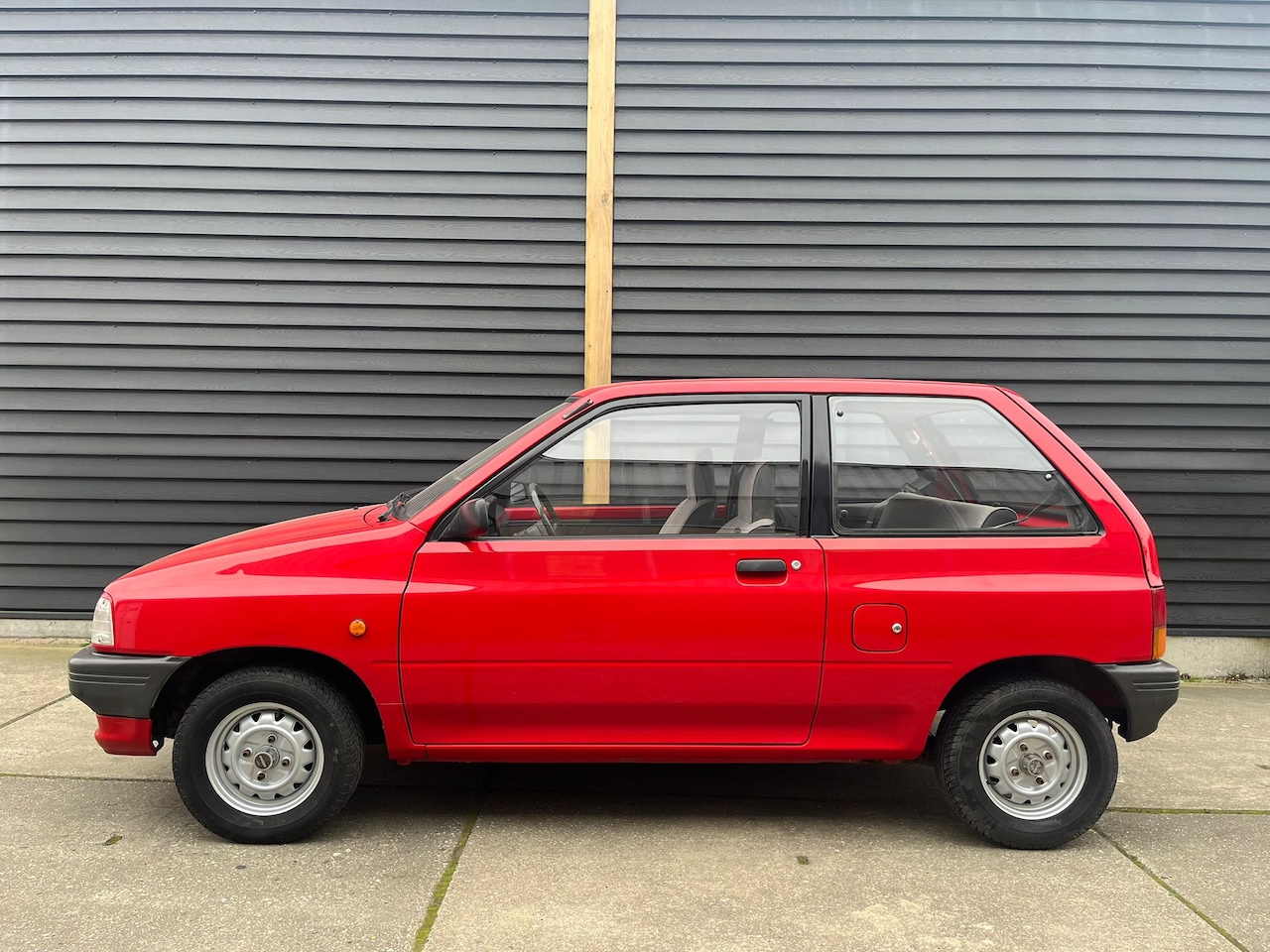 Mazda 121 - 1.1 DX