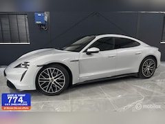 Porsche Taycan - Ice Grey Sports Chrono Pano