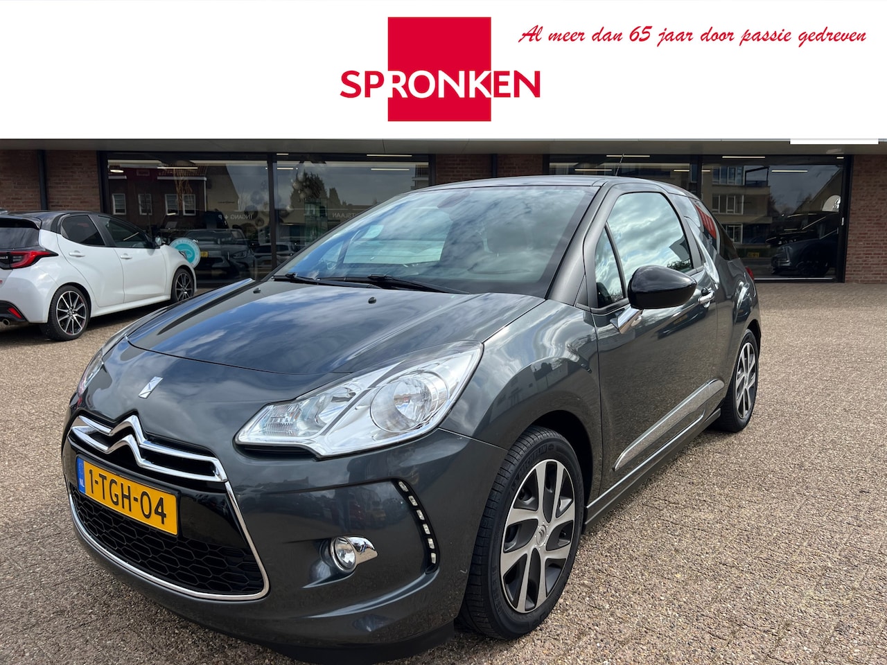 Citroën DS3 - 1.2 VTi So Chic Navi-PDC-Leder-Climate control - AutoWereld.nl