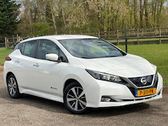 Nissan LEAF - Acenta 40 kWh /Navi/Camera/Stoel-stuurverwarming/