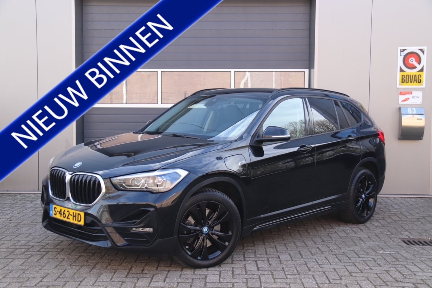 BMW X1 - xDrive25e High Plug-in Executive Automaat, Stoelverwarming, Camera, Navi - AutoWereld.nl