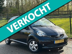 Toyota Aygo - 1.0-12V Sport /Automaat/Carplay/Camera/Airco