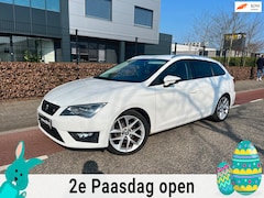 SEAT Leon ST - 1.4 EcoTSI FR Connect Cruise/Climate-Control Bluetooth Parkeersensoren-Voor/Achter Stuur/S