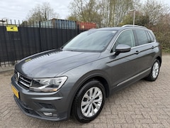 Volkswagen Tiguan - 1.4 TSI ACT Comfortline Business Carplay/Clima/Cruise/Trekhaak