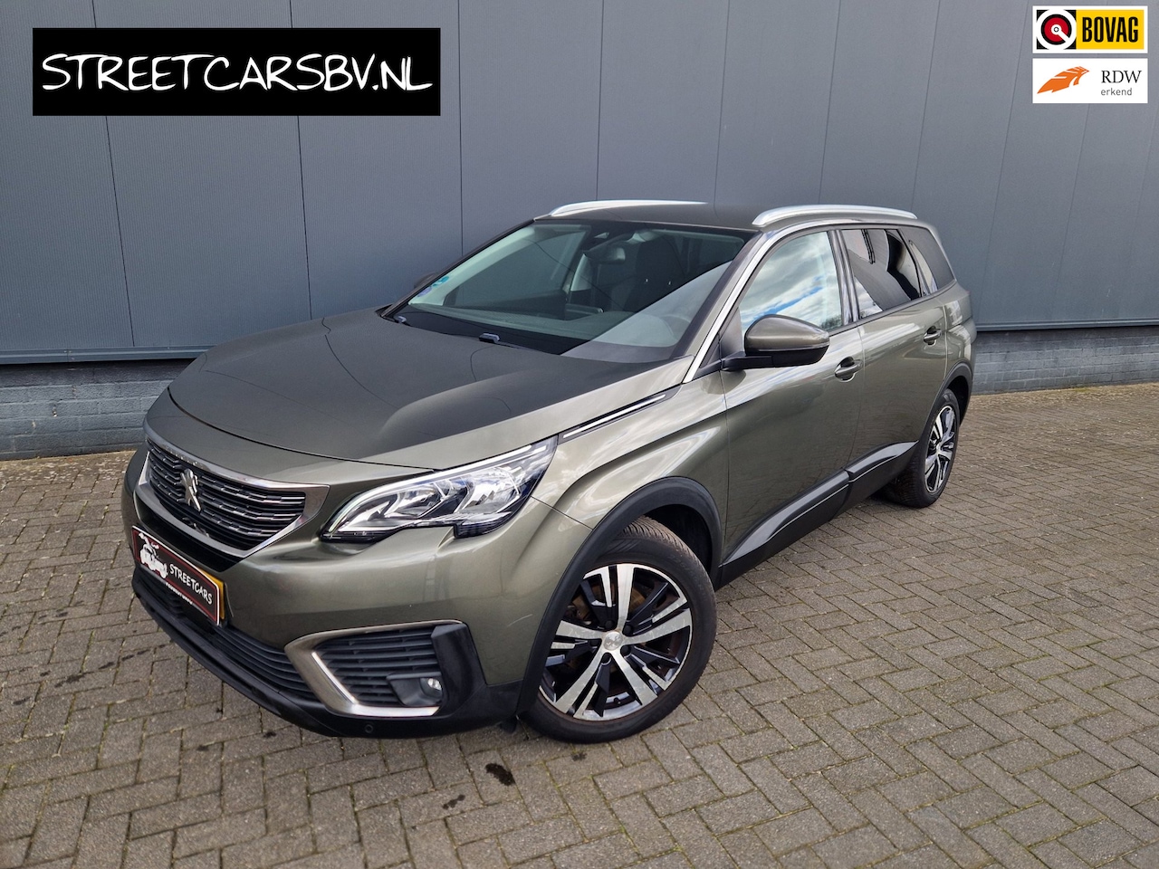 Peugeot 5008 - 1.2 PureTech Blue Lease Premium 1.2 PureTech Blue Lease Premium - AutoWereld.nl
