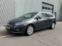 Opel Astra Sports Tourer - 1.6 CDTi Design Ed