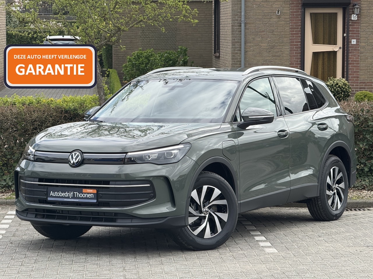 Volkswagen Tiguan - 1.5 eHybrid Life | Trekhaak | Camera | Keyless - AutoWereld.nl