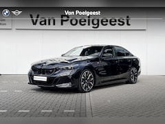 BMW i5 - M60 xDrive 84 kWh M Sport | Panoramadak | Trekhaak