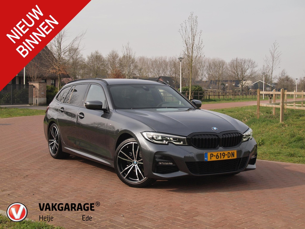 BMW 3-serie Touring - 318i Business Edition | M-pakket | Sfeerverlichting | Automaat | Apple Carplay | NL-Auto | - AutoWereld.nl