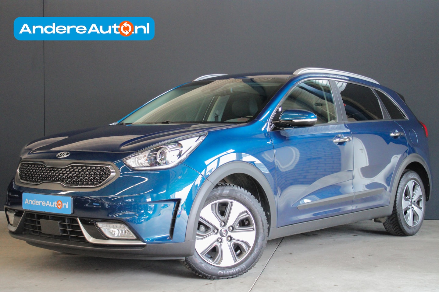 Kia Niro - 1.6 GDi Hybrid DynamicLine |leder|stoelverwarming|camera|ACC|parkeersensoren| - AutoWereld.nl