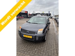 Ford Fusion - 1.4-16V Championhttps://wheelerdelta.autodata.nl/#/voorraad
