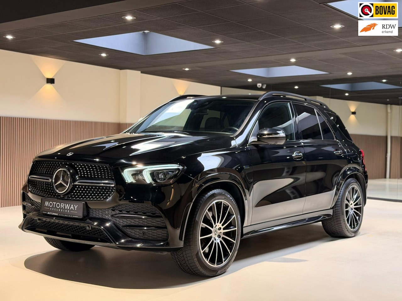 Mercedes-Benz GLE-Klasse - 350 e 4Matic Premium | Pano | 360° | BTW - AutoWereld.nl