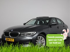 BMW 3-serie - 330e | LED | 360° camera | Schuif-kanteldak | Laser LED-koplampen