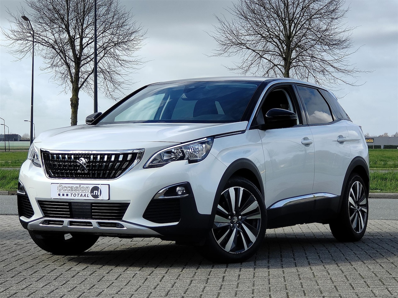 Peugeot 3008 - 1.2 PureTech Allure | Automaat | Trekhaak | Camera | Leder | Carplay - AutoWereld.nl