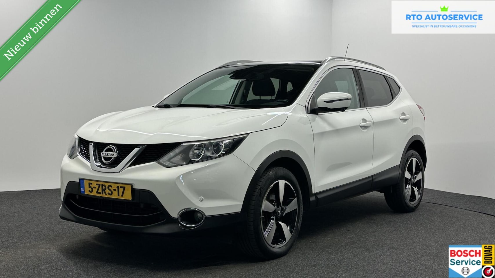 Nissan Qashqai - 1.6 Connect Edition TREKHAAK CAMERA NAVI PANO LM ECC CRUISE. - AutoWereld.nl