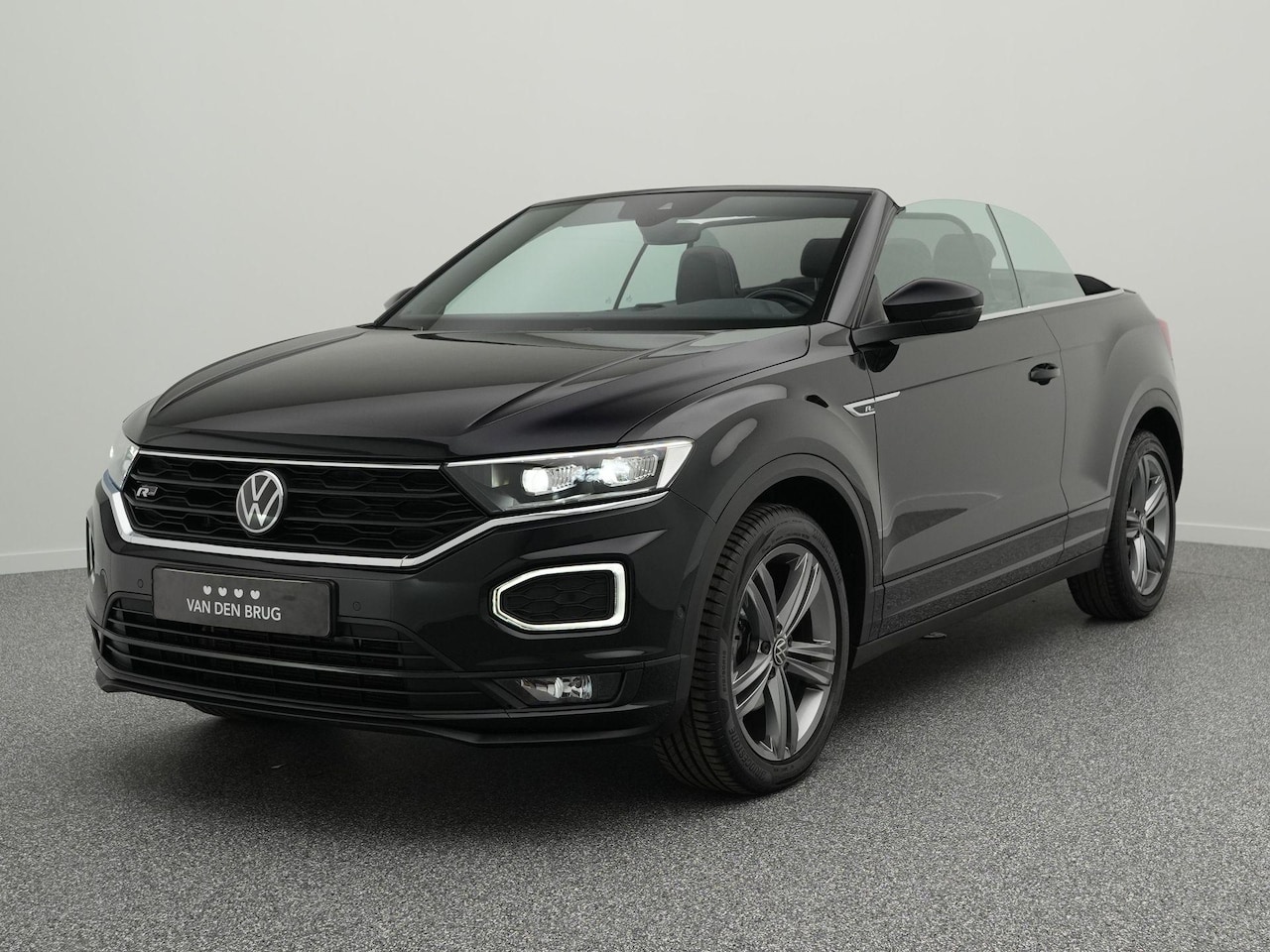 Volkswagen T-Roc Cabrio - R-Line 1.5 TSI 150 PK DSG | LED | Keyless | Achteruitrijcamera | Stoelverwarming | Side As - AutoWereld.nl