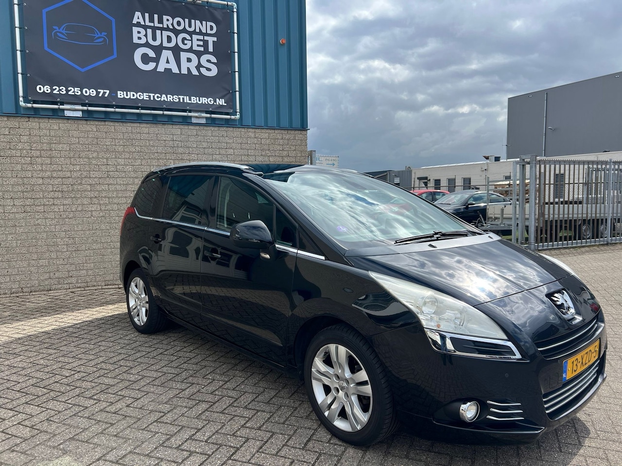 Peugeot 5008 - 1.6 THP Blue Lease Executive 7p. 1.6 THP Blue Lease Executive 7p. - AutoWereld.nl