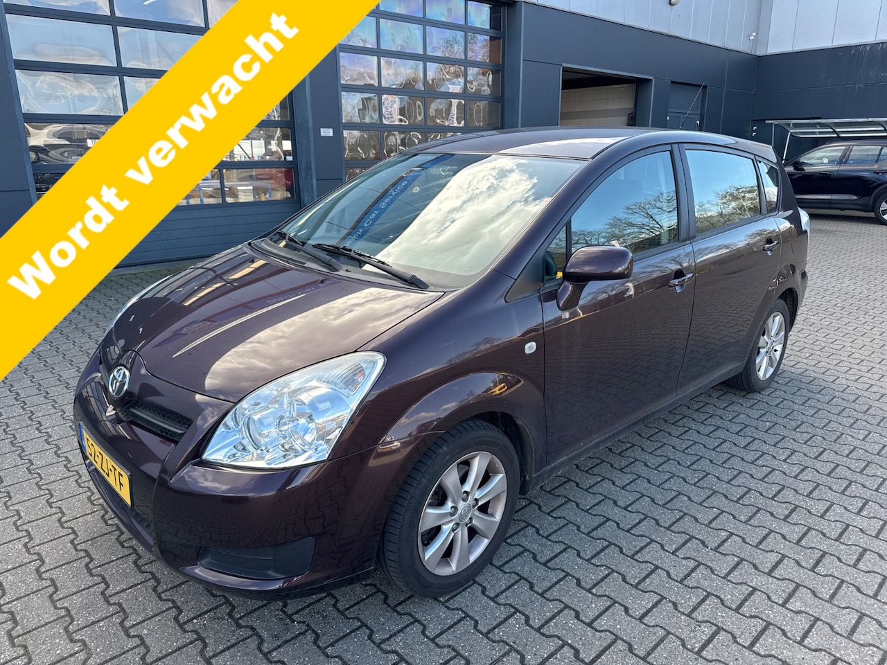 Toyota Verso - 1.6 VVT-i Terra 1.6 VVT-i Terra - AutoWereld.nl