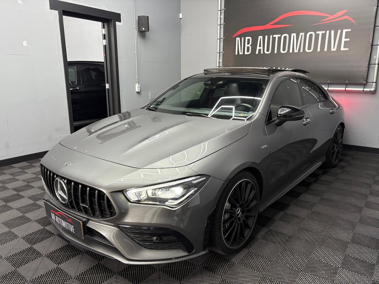 Mercedes-Benz CLA-Klasse - AMG 35 4MATIC Premium Plus - AutoWereld.nl