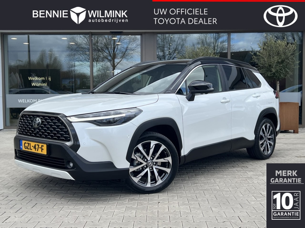 Toyota Corolla Cross - Hybrid 200 Executive | Trekhaak - AutoWereld.nl