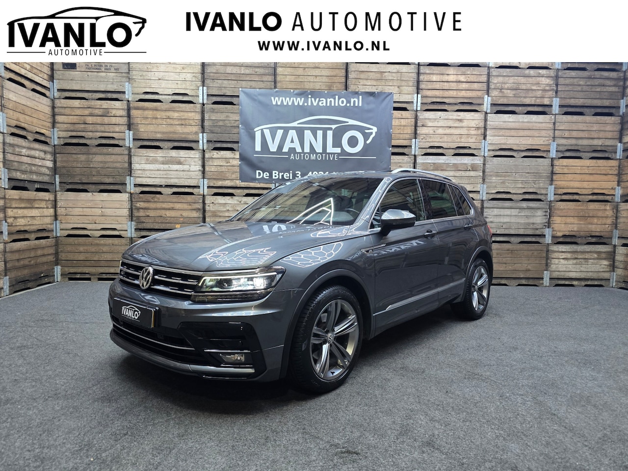 Volkswagen Tiguan - 1.4 TSI Comfortline Business R PANO Draadloos laden Camera - AutoWereld.nl