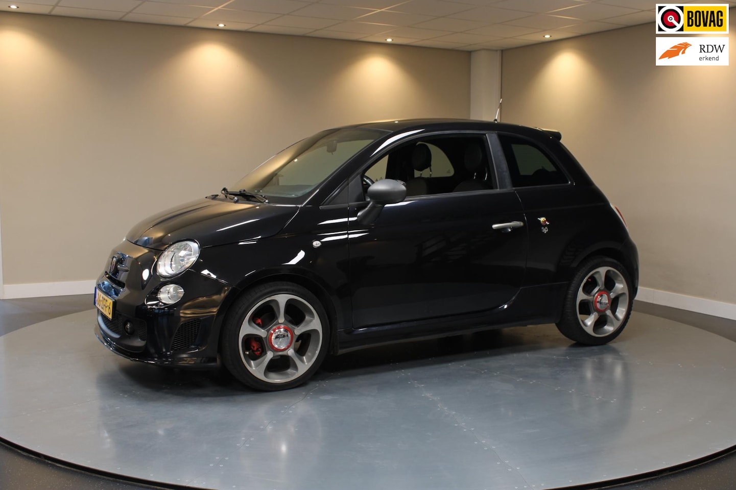 Fiat 500 Abarth - Abarth Look 0.9 TwinAir *Pano* Leer|Navi|BT - AutoWereld.nl
