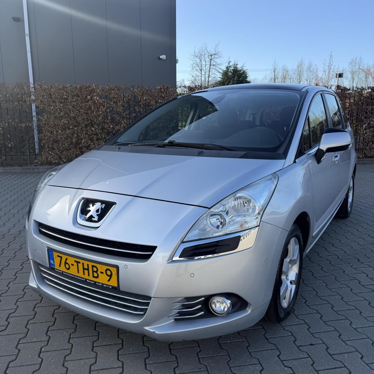 Peugeot 5008 - 1.6 THP Blue Lease Executive 7p. 1.6 THP Blue Lease Executive 7p. - AutoWereld.nl