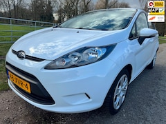 Ford Fiesta - 1.25 Champion 1ste eigenaar en pas 56.980km gereden