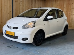 Toyota Aygo - 1.0-12V Comfort Navigator 5-Deurs 2011 Airco