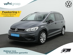 Volkswagen Touran - 7-zits 1.5 TSI 150 pk DSG Highline / R-Line | Trekhaak | Achteruitrijcamera | Navigatie |