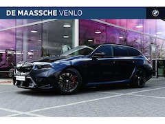 BMW 5-serie Touring - M5 Automaat / Trekhaak / Panoramadak / M Drive Professional / Comfort Access / Bowers & Wi