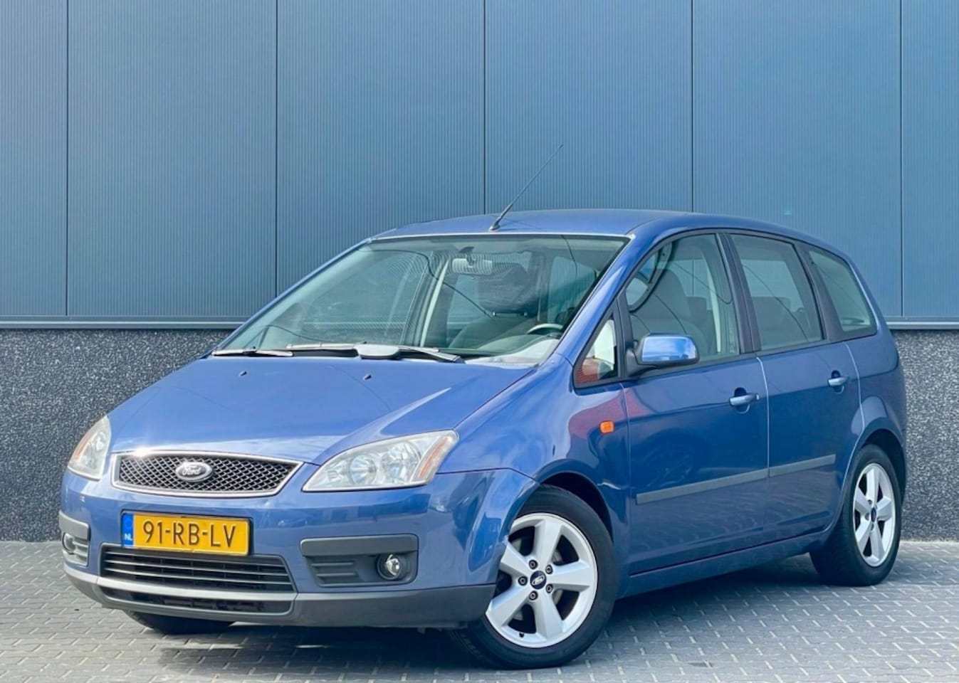 Ford Focus C-Max - 1.6-16V Futura 1.6-16V Futura Nieuwe APK - AutoWereld.nl