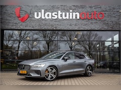 Volvo S60 - 2.0 T8 AWD Twin Engine R-Design , Panoramadak, Harman/Kardon, Head-up display, Trekhaak,