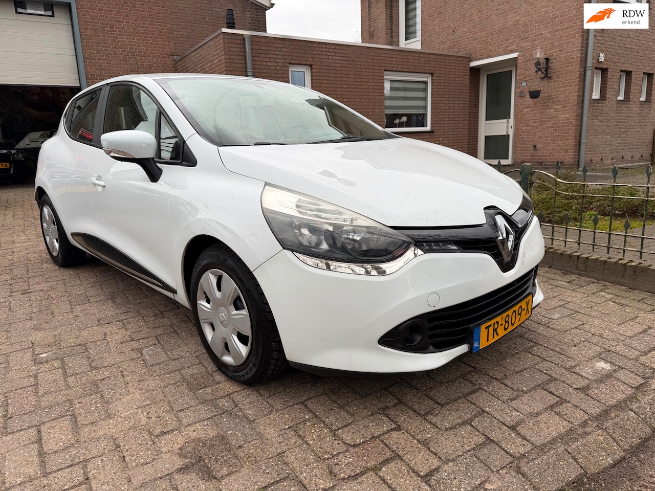 Renault Clio - 1.2 Night & Day - AutoWereld.nl
