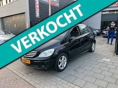 Mercedes-Benz B-klasse - 150 Trekhaak Airco PDC NAP APK 1 jaar